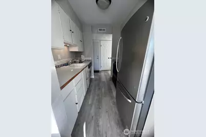 14510 124th Avenue NE #B141, Kirkland, WA 98034 - Photo 3