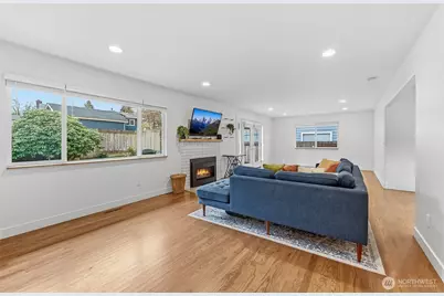 11217 NE 147th Street, Kirkland, WA 98034 - Photo 7