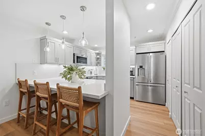 25025 SE Klahanie Boulevard #K101, Sammamish, WA 98029 - Photo 5