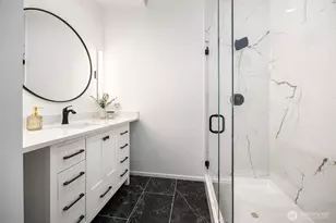 11870 SE 5th St, Bellevue, WA 98005 - Photo 29