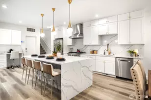 11870 SE 5th St, Bellevue, WA 98005 - Photo 3