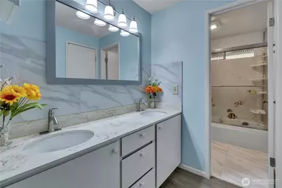 13704 37th Avenue S #59, Tukwila, WA 98168 - Photo 15