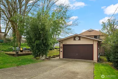 2007 E 15th Street, Bremerton, WA 98310 - Photo 3