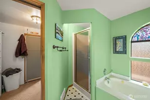 2007 E 15th St, Bremerton, WA 98310 - Photo 11