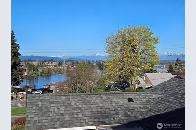 2007 E 15th Street, Bremerton, WA 98310 - Photo 1