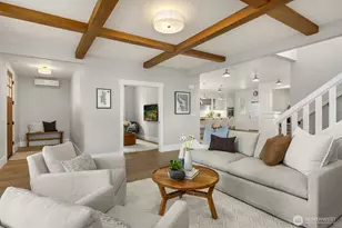 10717 NE Manitou Park Blvd, Bainbridge Island, WA 98110 - Photo 9