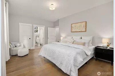 10717 NE Manitou Park Boulevard, Bainbridge Island, WA 98110 - Photo 23