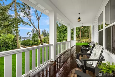 10717 NE Manitou Park Boulevard, Bainbridge Island, WA 98110 - Photo 5