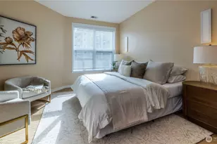 10042 Main St, Bellevue, WA 98004 - Photo 15