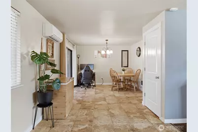 17116 6th Avenue Ct E, Spanaway, WA 98387 - Photo 11