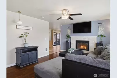 17116 6th Avenue Ct E, Spanaway, WA 98387 - Photo 3