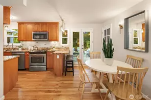 16042 Lake Hills Blvd, Bellevue, WA 98008 - Photo 11