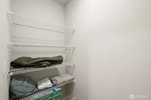 731 NE Cabot Ln, Bremerton, WA 98311 - Photo 15