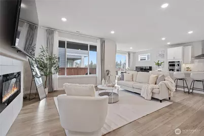 10829 43rd Avenue SE, Everett, WA 98208 - Photo 3