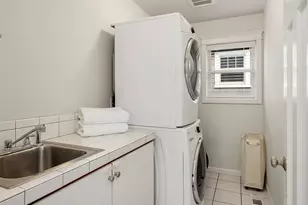 3420 E Denny Way, Seattle, WA 98112 - Photo 27