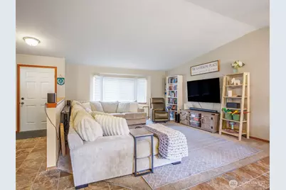 21710 147th Street E, Bonney Lake, WA 98391 - Photo 7