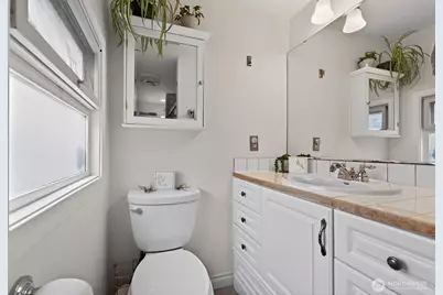 3931 Friday Avenue, Everett, WA 98201 - Photo 15