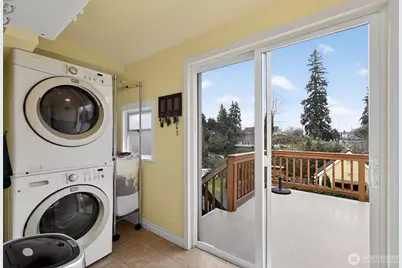 3931 Friday Avenue, Everett, WA 98201 - Photo 11