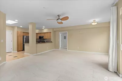 925 110th Avenue NE #PH05, Bellevue, WA 98004 - Photo 11