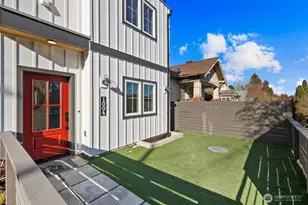 1004 N 48th St, Seattle, WA 98103 - Photo 25