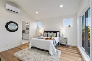 1004 N 48th St, Seattle, WA 98103 - Photo 11