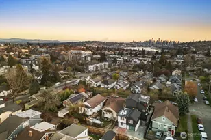 1004 N 48th St, Seattle, WA 98103 - Photo 23