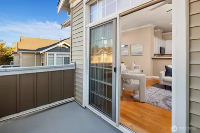 1855 Trossachs Boulevard SE #206, Sammamish, WA 98075 - Photo 7