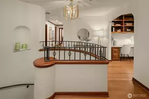 2409 29th Ave W, Seattle, WA 98199 - Photo 13