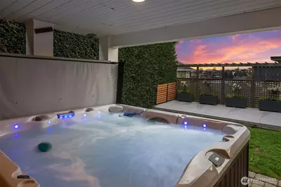 2409 29th Avenue W, Seattle, WA 98199 - Photo 35