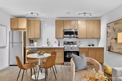 6547 42nd Avenue SW #303, Seattle, WA 98136 - Photo 9