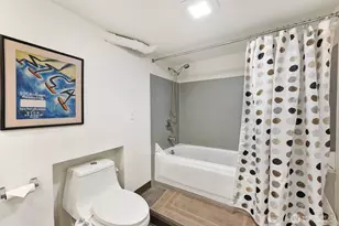 7043 24th Ave NW, Seattle, WA 98117 - Photo 27