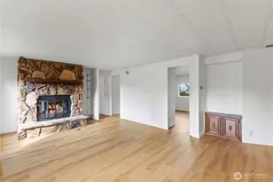 9527 Longmire Ct SE, Yelm, WA 98597 - Photo 11