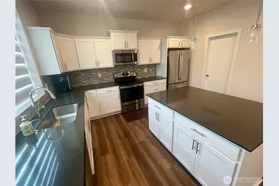 2129 Lancaster Way, Ferndale, WA 98248 - Photo 3