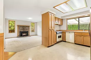 6811 59th Dr NE, Marysville, WA 98270 - Photo 9