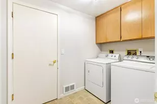 6811 59th Dr NE, Marysville, WA 98270 - Photo 19