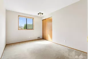 6811 59th Dr NE, Marysville, WA 98270 - Photo 17