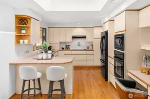 14514 NE 5th St, Bellevue, WA 98007 - Photo 7