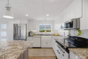 138 Lummi Dr, La Conner, WA 98257 - Photo 17