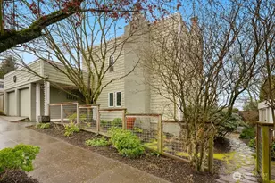 4200 SW Atlantic St, Seattle, WA 98116 - Photo 3