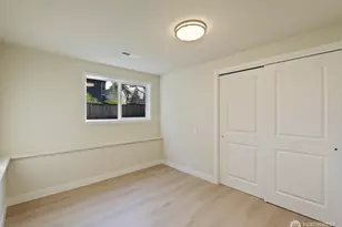 14522 NE 5th St, Bellevue, WA 98007 - Photo 15