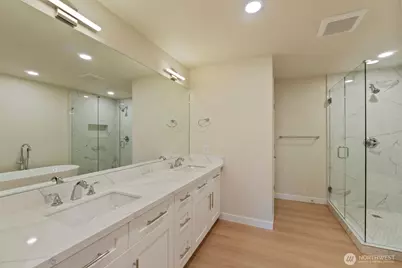 14522 NE 5th Street, Bellevue, WA 98007 - Photo 9