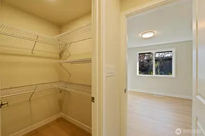 14522 NE 5th Street, Bellevue, WA 98007 - Photo 11