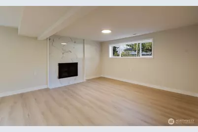 14522 NE 5th Street, Bellevue, WA 98007 - Photo 17