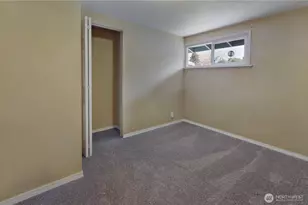 3645 67th Ave W, University Place, WA 98466 - Photo 13