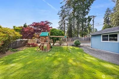 3645 67th Avenue W, University Place, WA 98466 - Photo 17