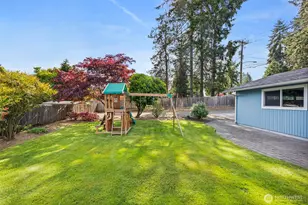 3645 67th Ave W, University Place, WA 98466 - Photo 17