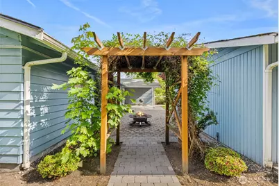 3645 67th Avenue W, University Place, WA 98466 - Photo 19