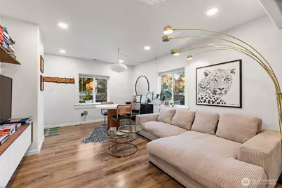 721 N 88th Street #A, Seattle, WA 98103 - Photo 3