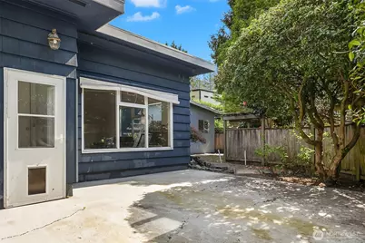 321 6th Avenue S, Kirkland, WA 98033 - Photo 15