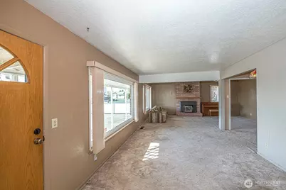 318 NE Lambert Avenue, College Place, WA 99324 - Photo 7